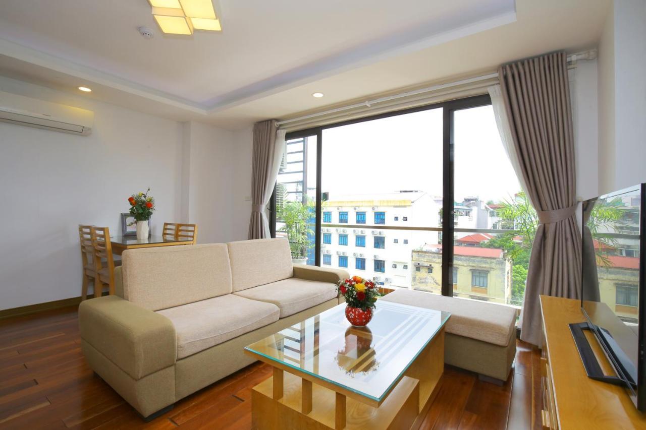 Investland In Truc Bach & Serviced Apartment Hanoi Bagian luar foto